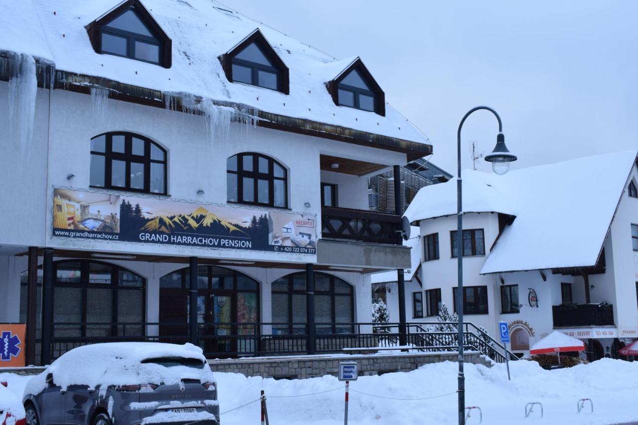 Grand Harrachov Pension V Centru Ngoại thất bức ảnh