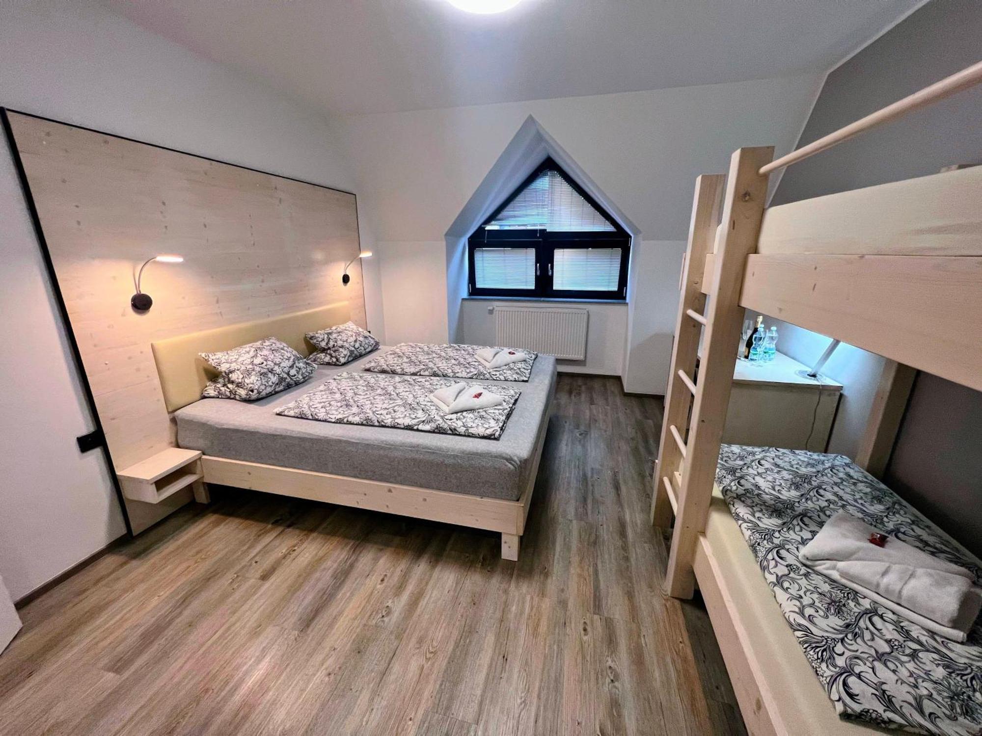 Grand Harrachov Pension V Centru Ngoại thất bức ảnh