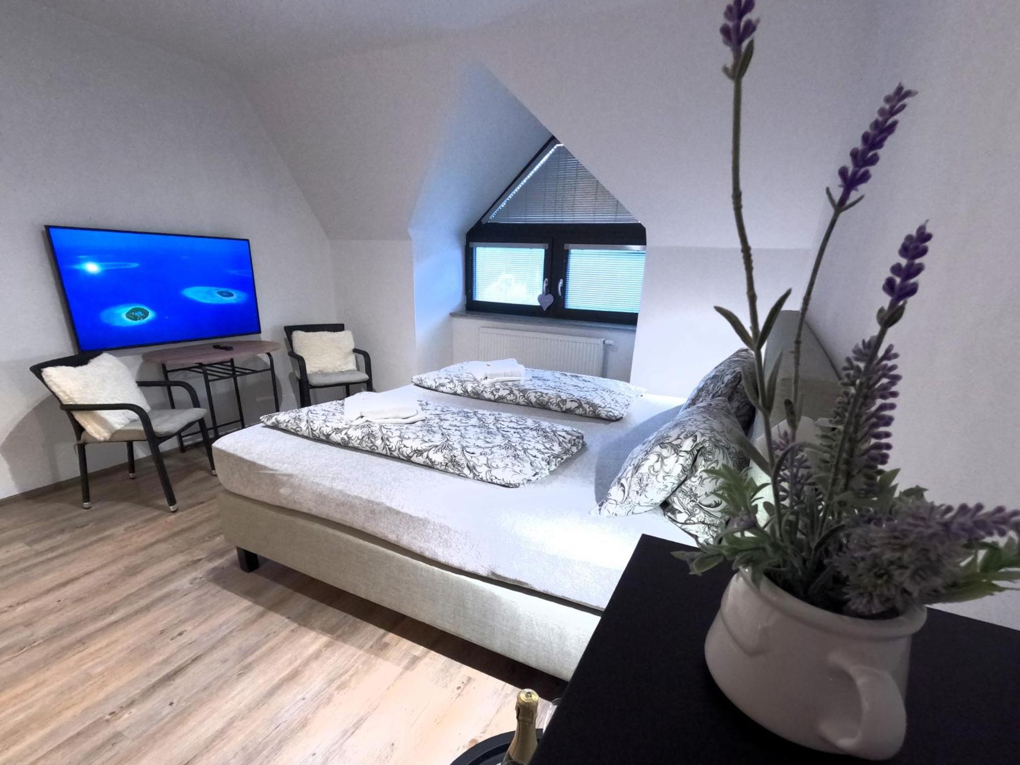 Grand Harrachov Pension V Centru Ngoại thất bức ảnh